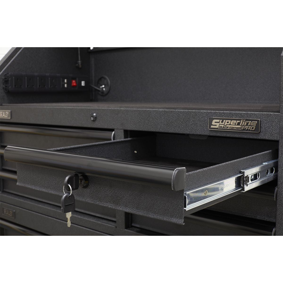 Sealey Superline PRO Black Edition Topchest with 6 Soft Close Drawers & Power Strip 1030mm - Image 7