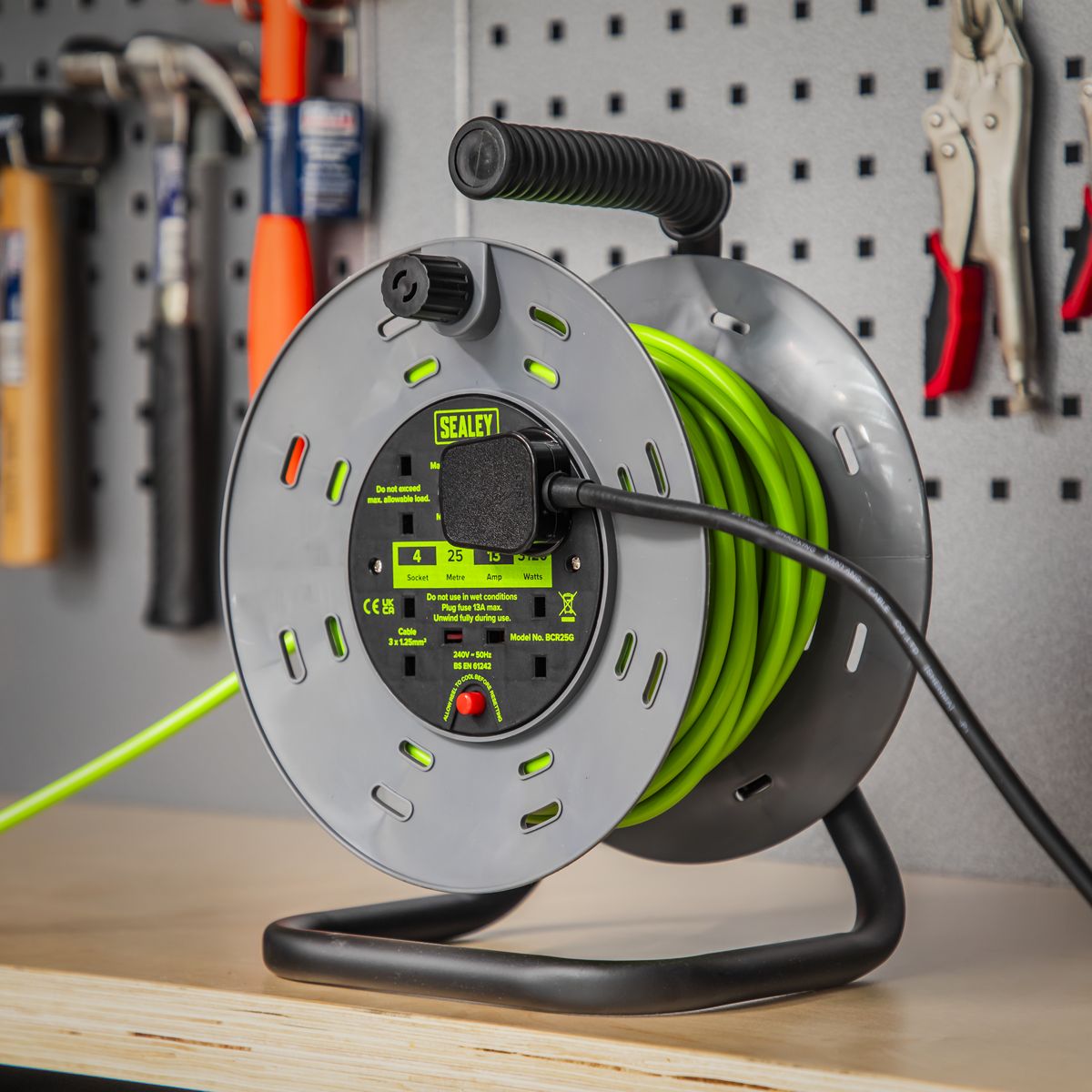 Sealey 25m Cable Reel with Thermal Trip 4 x 230V - Hi-Vis Green - Image 7