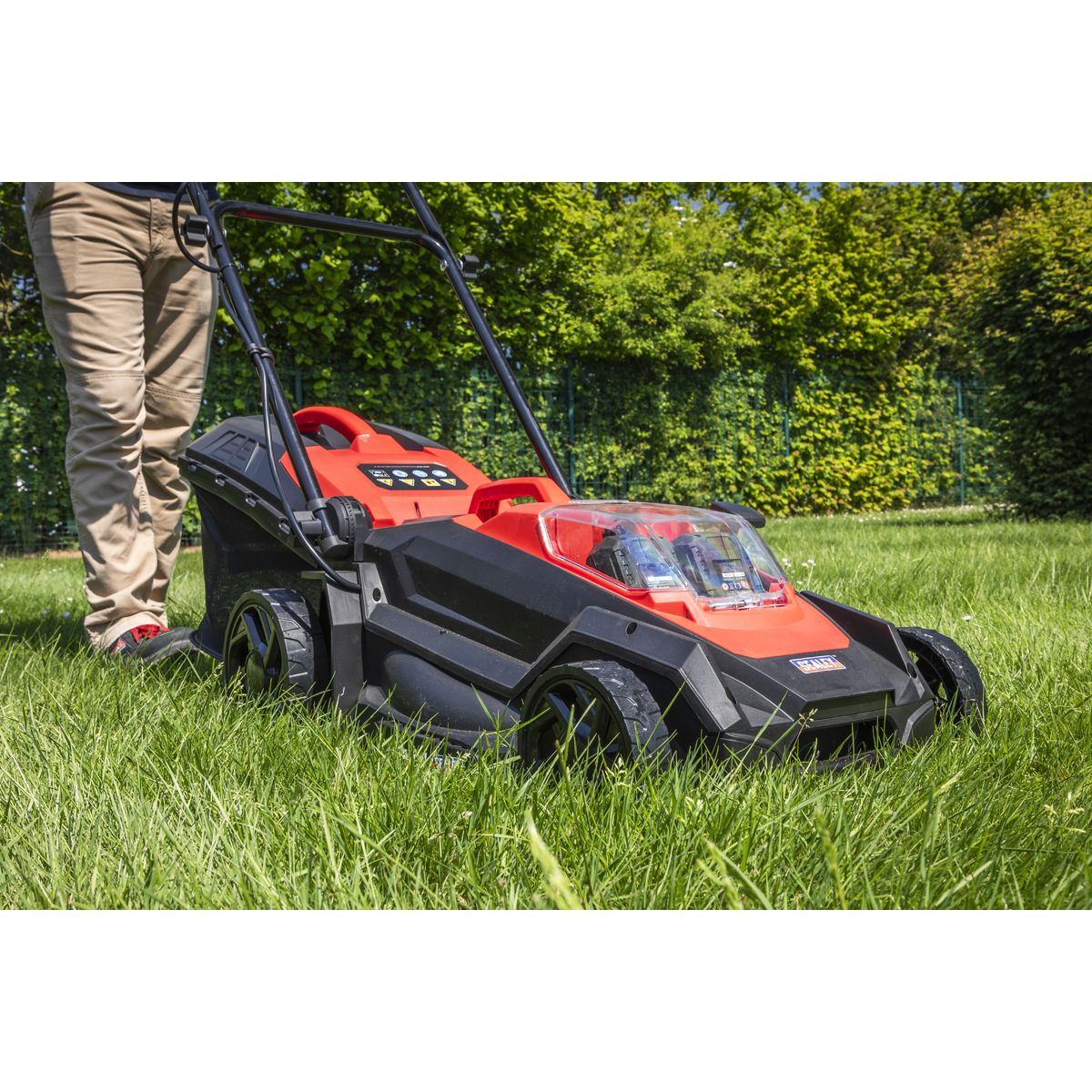 Sealey Cordless Lawn Mower Kit 40V 4Ah SV20 Series 40cm - Image 7