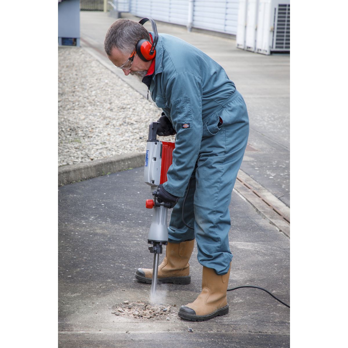 Sealey Demolition Breaker Hammer 1600W/230V - Image 2