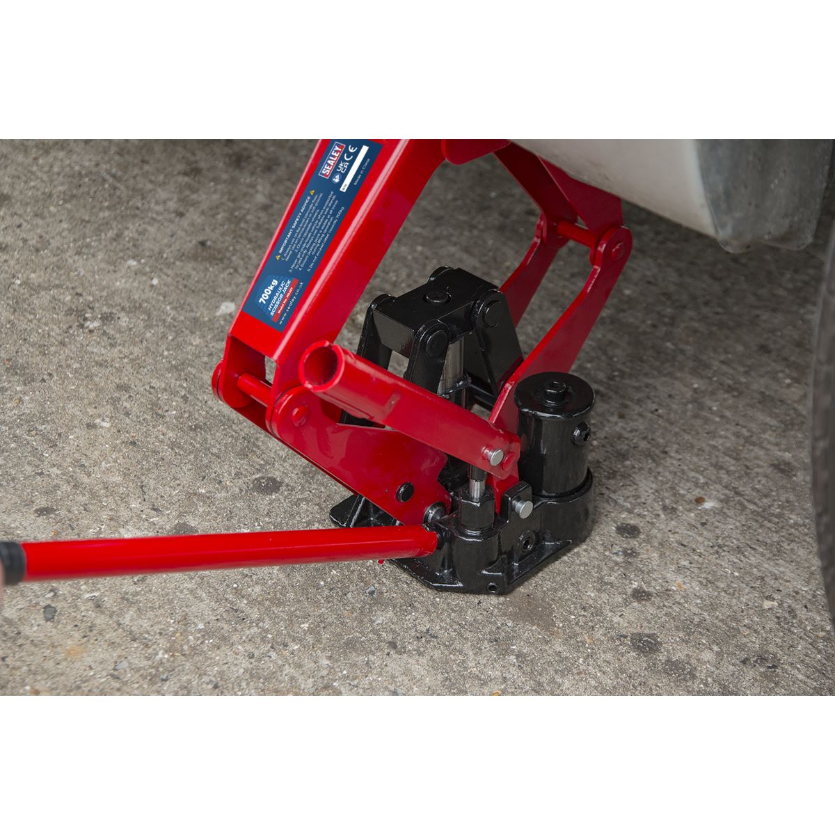 Sealey Hydraulic Scissor Jack 700kg - Image 4