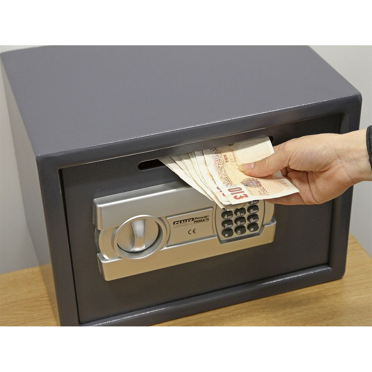 Sealey Electronic Combination Security Safe with Deposit Slot 350 x 250 x 250mm - Image 4