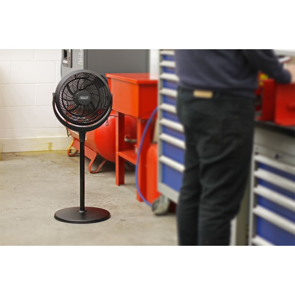 Sealey Desk & Pedestal Fan 12" 230V - Image 2