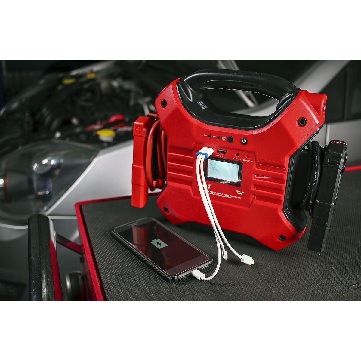 Sealey 12/24V Jump Starter Power Pack Lithium-ion Phosphate (LiFePo4) 1200/600 Peak Amps - Image 5